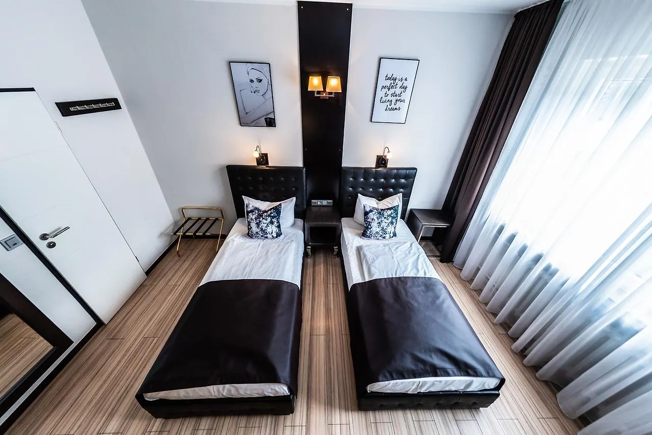 Mauritius Komfort Hotel In Der Altstadt Cologne
