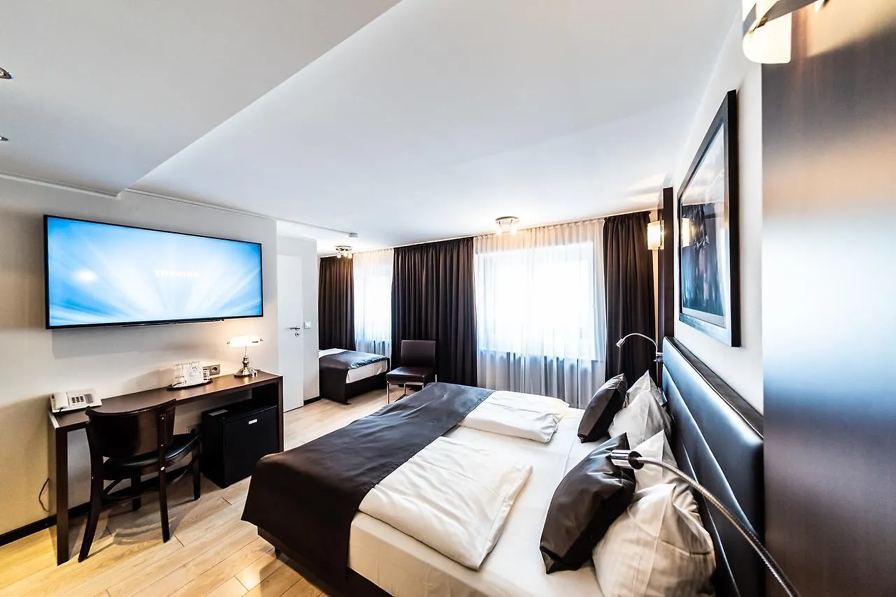 Mauritius Komfort Hotel In Der Altstadt Cologne