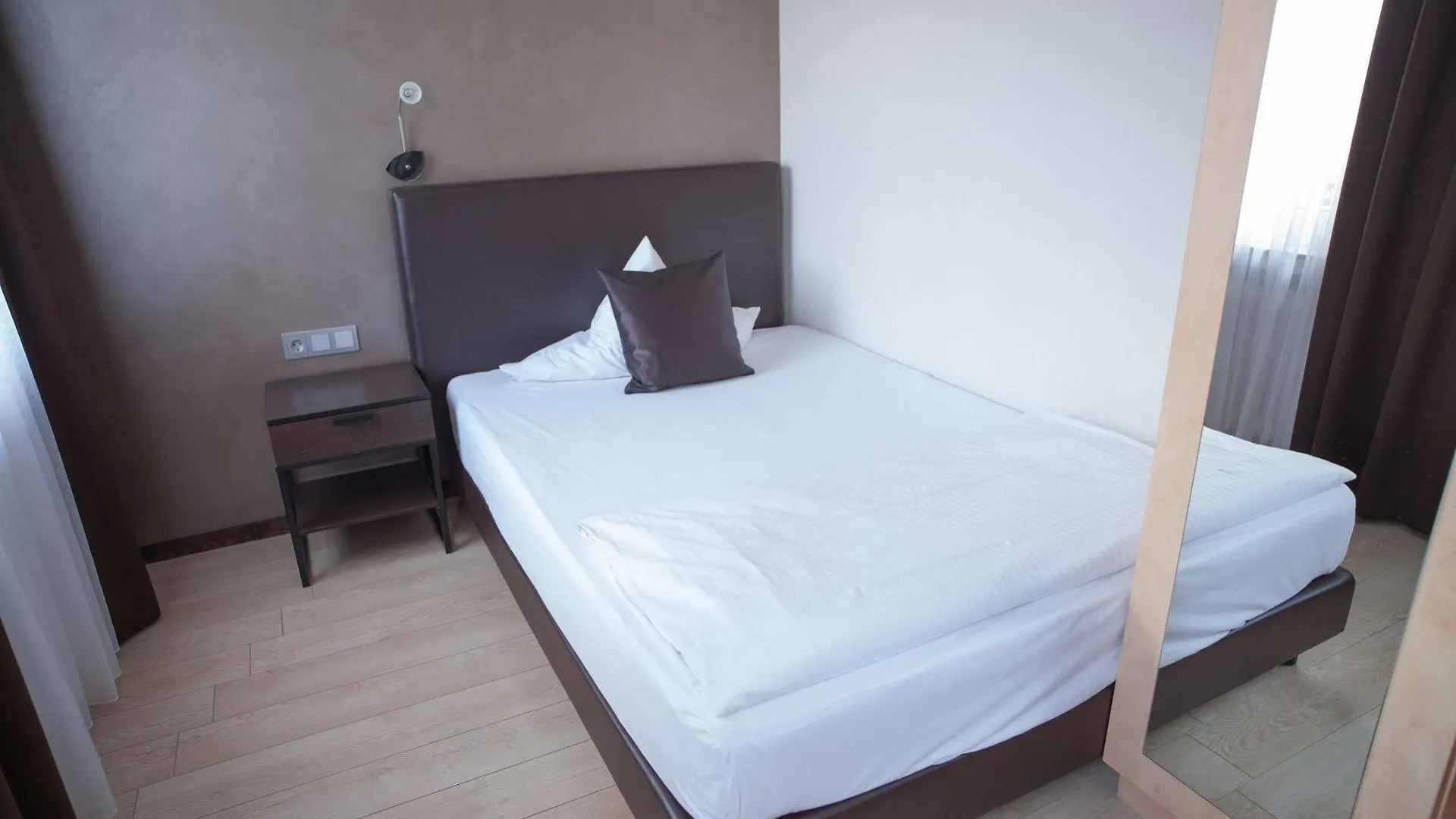Mauritius Komfort Hotel In Der Altstadt Cologne