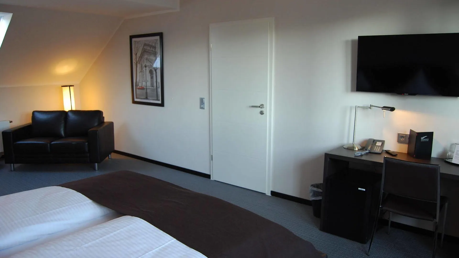 Mauritius Komfort Hotel In Der Altstadt Cologne