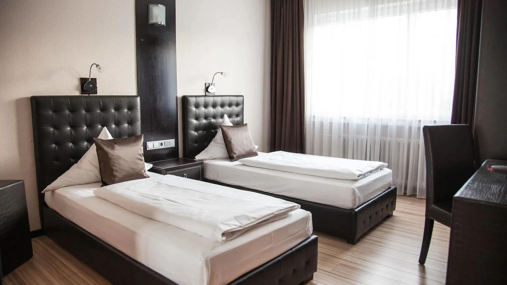 Mauritius Komfort Hotel In Der Altstadt Cologne 3*,
