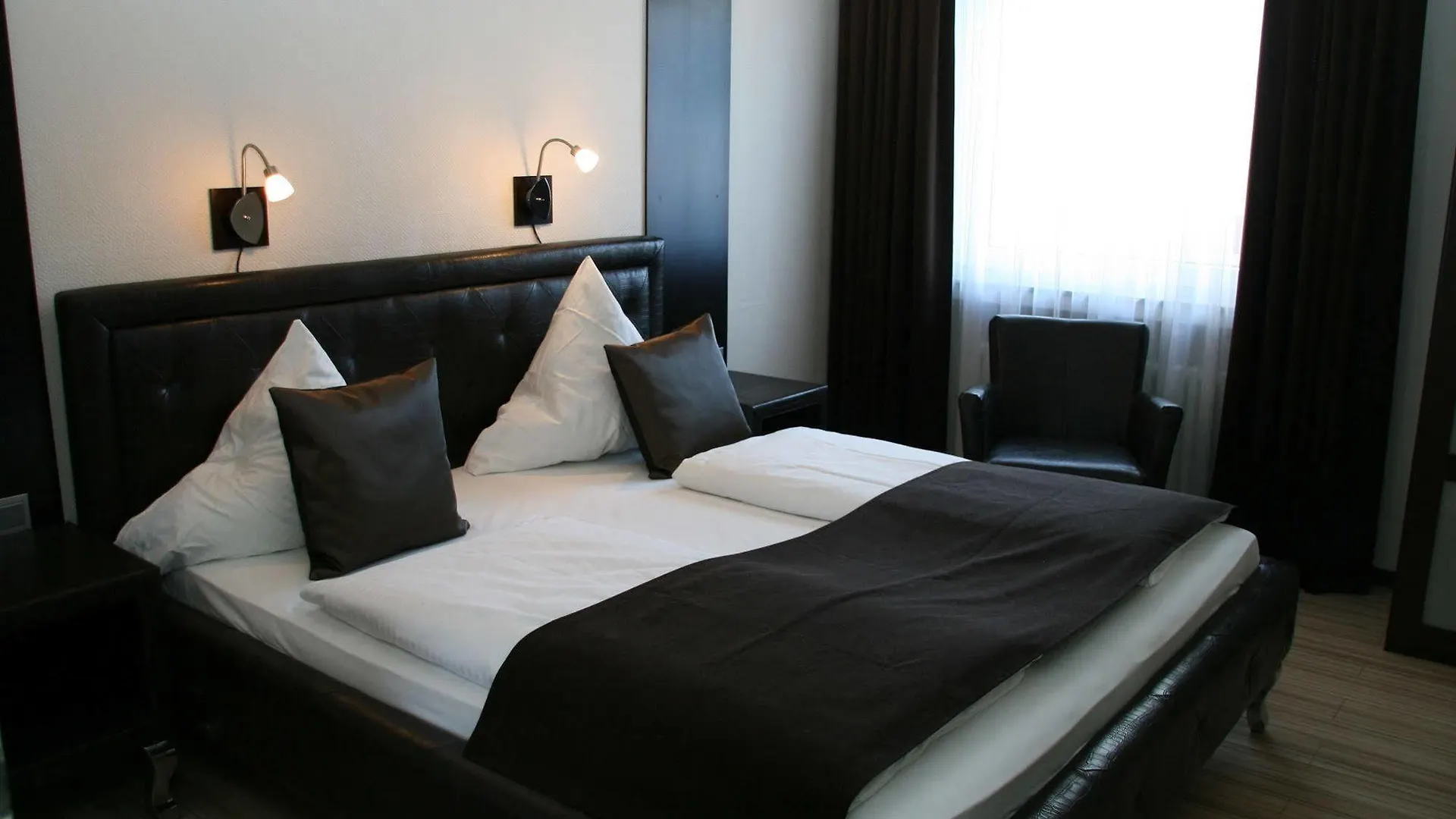 ***  Mauritius Komfort Hotel In Der Altstadt Cologne Germany