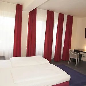 Hotel A&o Hauptbahnhof, Cologne